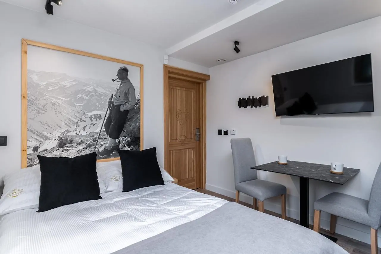 Villa 7 Folk & Modern Zakopane Aparthotel